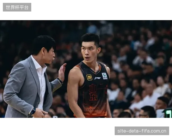邱彪指导着手优化阵容结构，山东队预计将围绕核心球员进行针对性补强。
